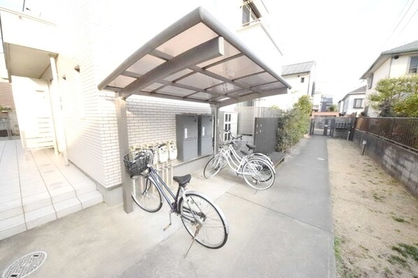 メープルツリーハウスの物件内観写真